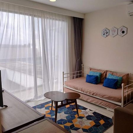 Casa Raudhah @ Timurbay Seafront Residence Kampung Sungai Karang Zewnętrze zdjęcie