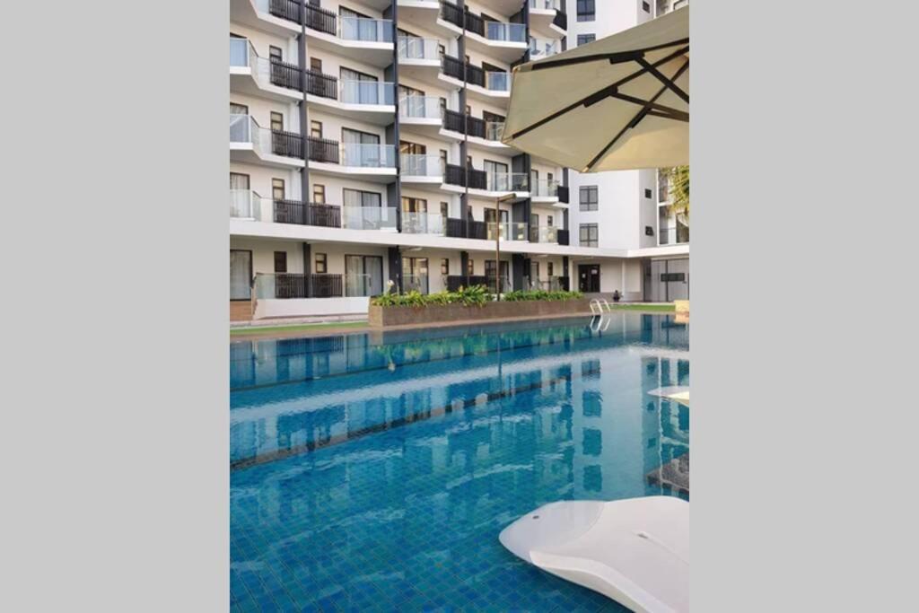 Casa Raudhah @ Timurbay Seafront Residence Kampung Sungai Karang Zewnętrze zdjęcie