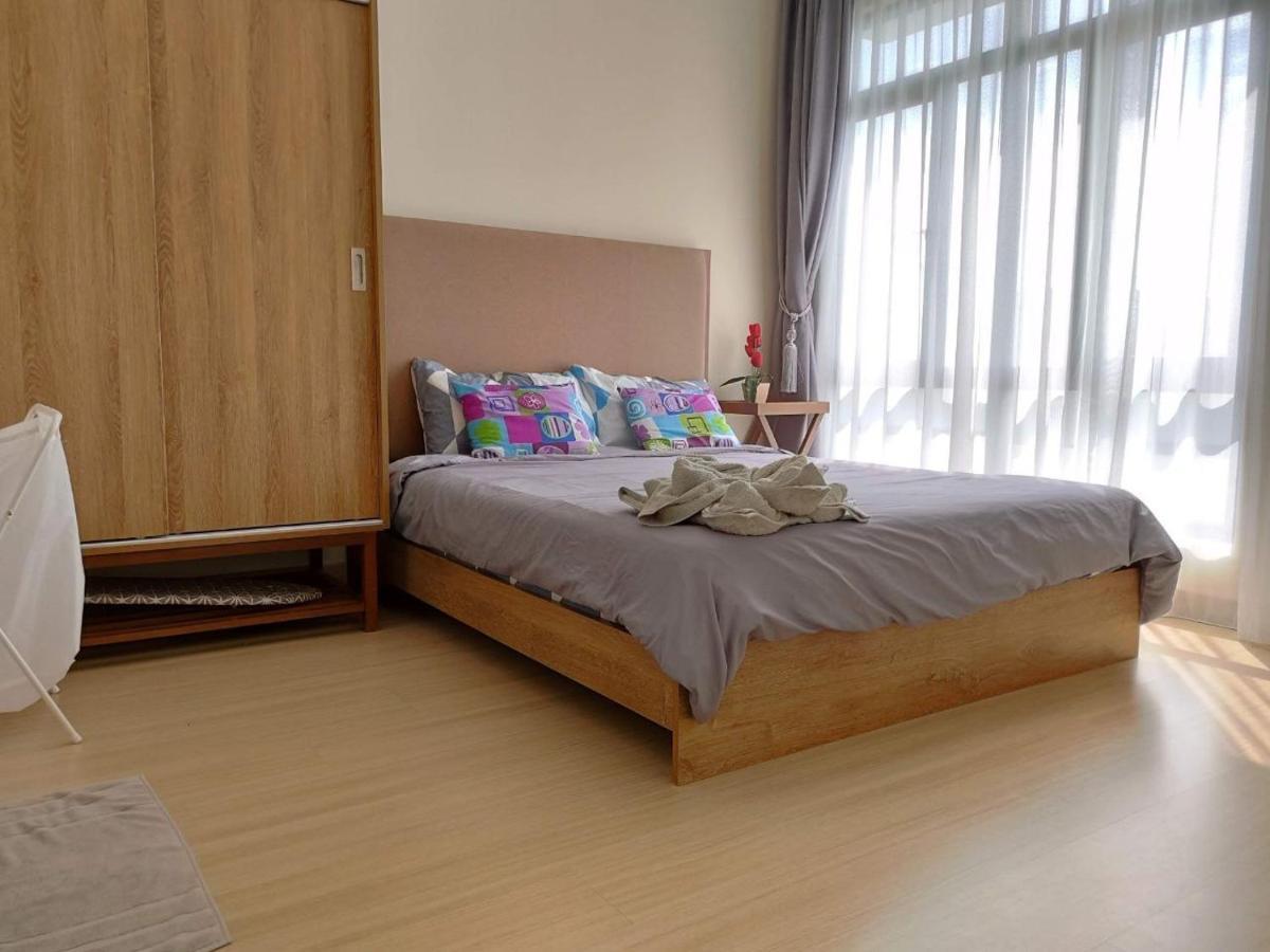 Casa Raudhah @ Timurbay Seafront Residence Kampung Sungai Karang Zewnętrze zdjęcie