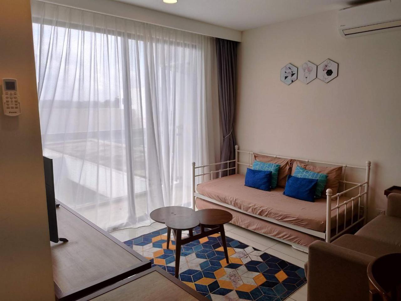 Casa Raudhah @ Timurbay Seafront Residence Kampung Sungai Karang Zewnętrze zdjęcie